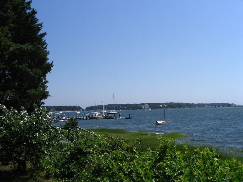 145 Bridge St - Photo 2 of 16