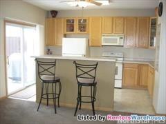 20025 Heathrow Way - Photo 3 of 14