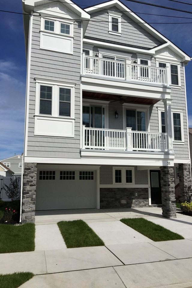 31 N 33rd Ave - Photo 2 of 24