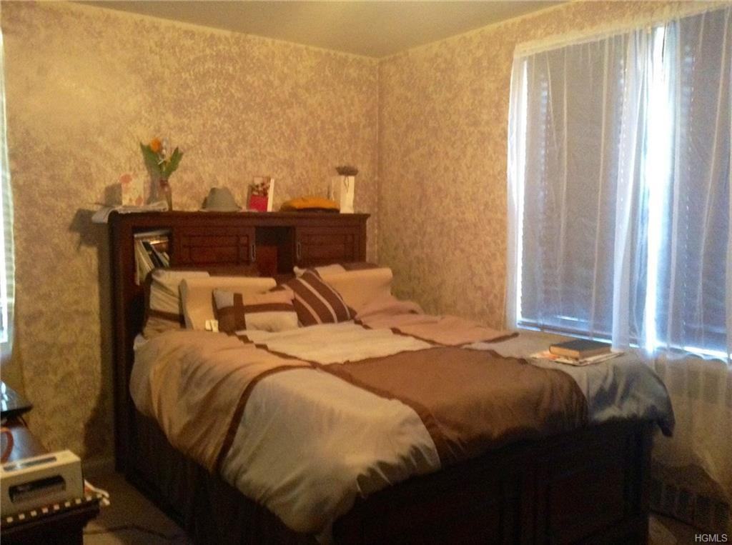 754 Bronx River Rd - Photo 3 of 10