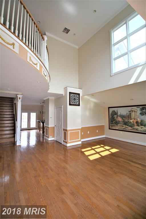 5905 Lone Oak Dr - Photo 3 of 30