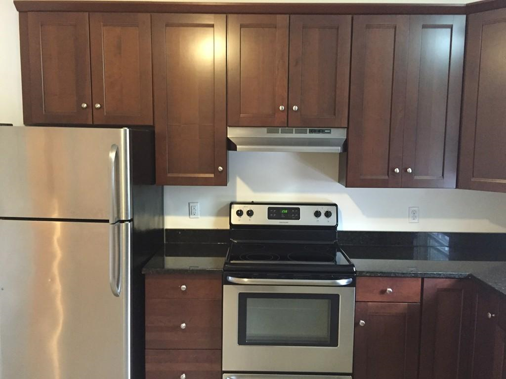 1066 Main St - Photo 2 of 11