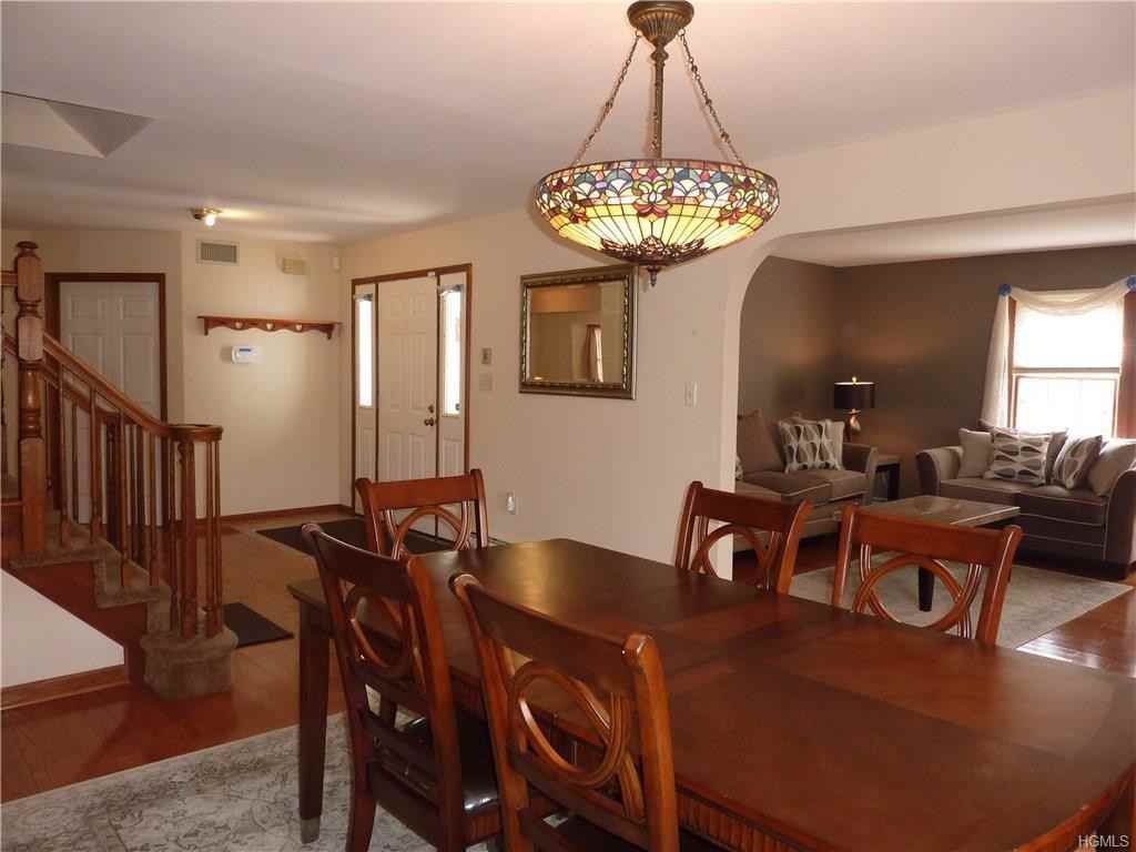 22 Dogwood Dr - Photo 2 of 30