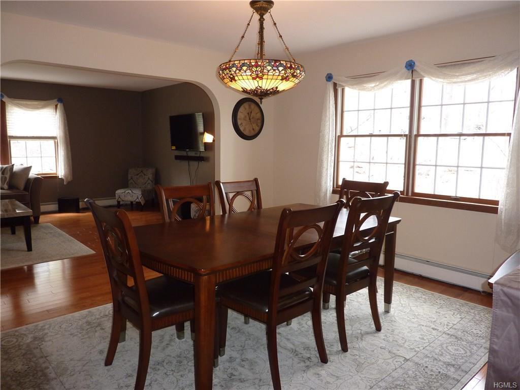 22 Dogwood Dr - Photo 3 of 30