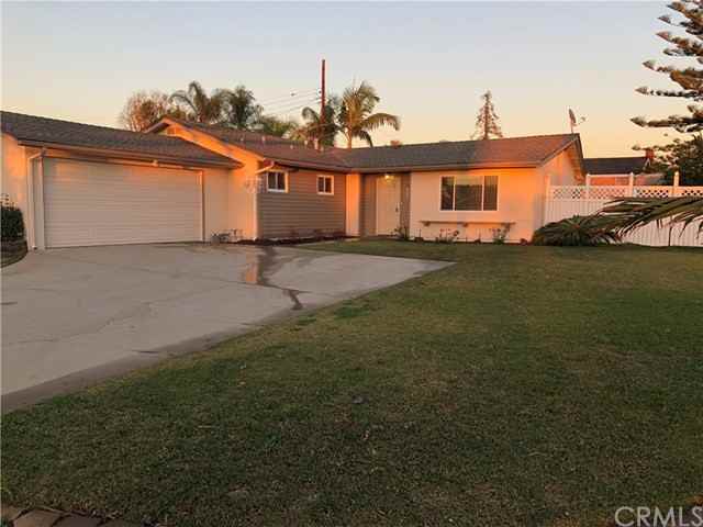 438 S Darwood Ave - Photo 2 of 13