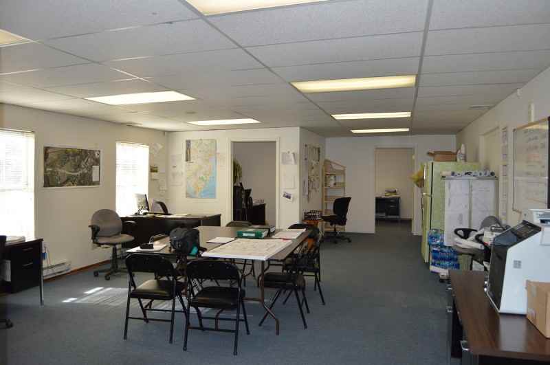 2 Manor Dr #2 - Photo 3 of 10