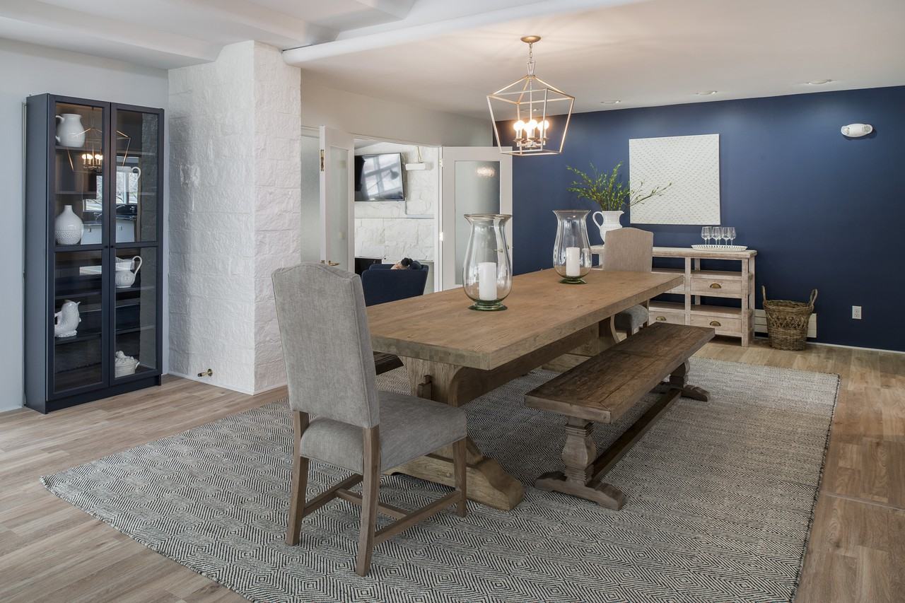 1175 Shore Rd - Photo 2 of 25