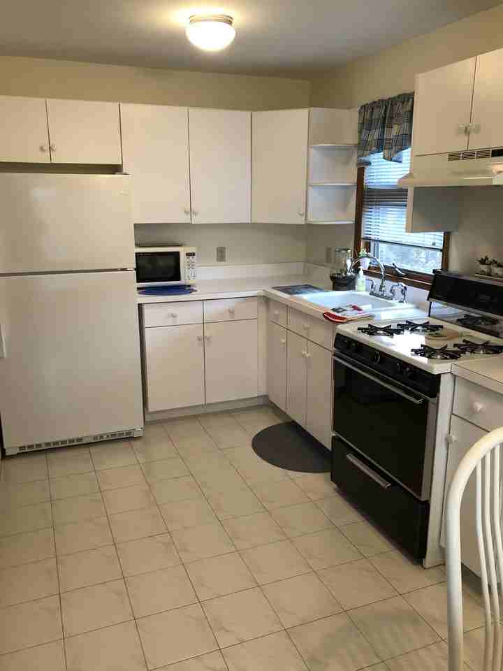 36 W Castor Pl - Photo 3 of 8