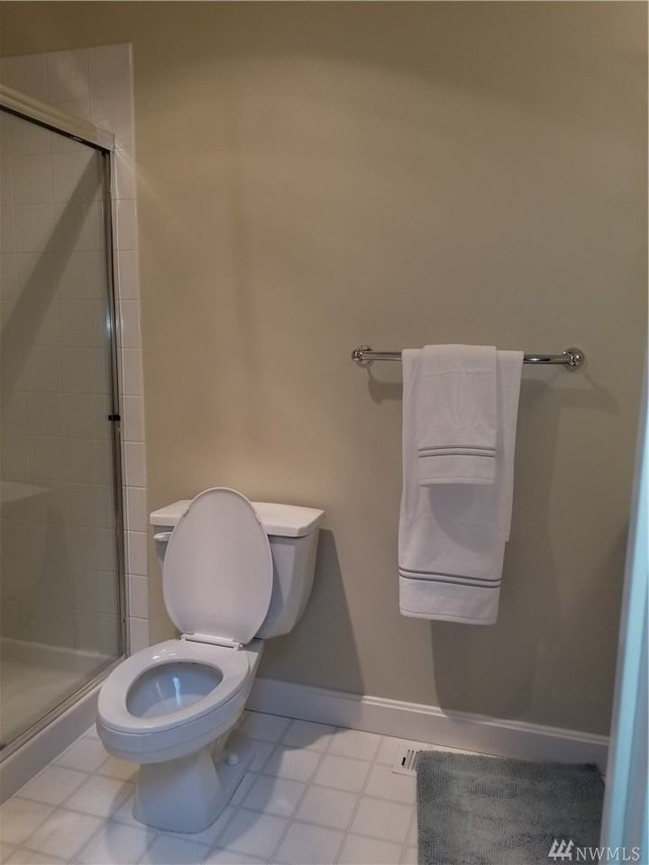 3731 101st Way NE #604 - Photo 3 of 16