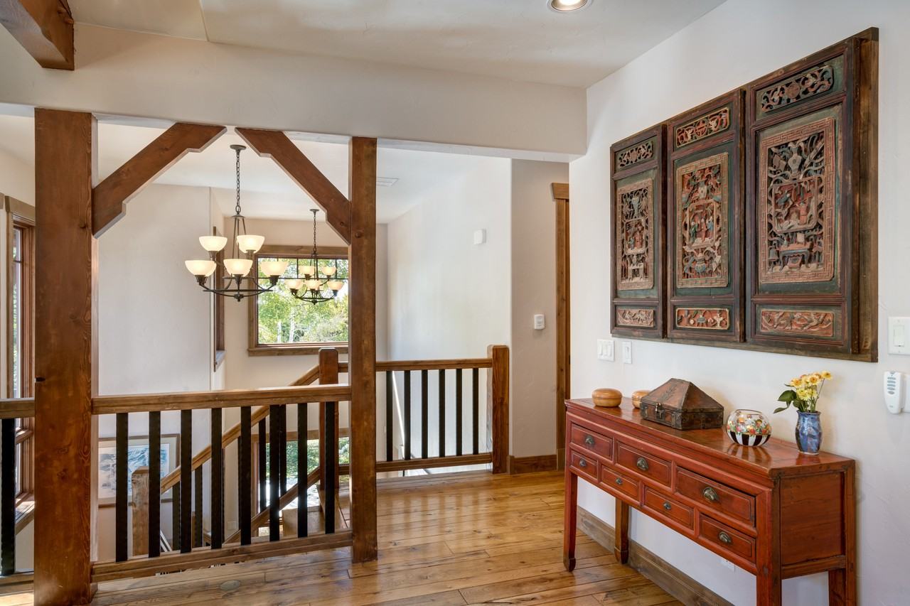 1707 Natches Way - Photo 3 of 24