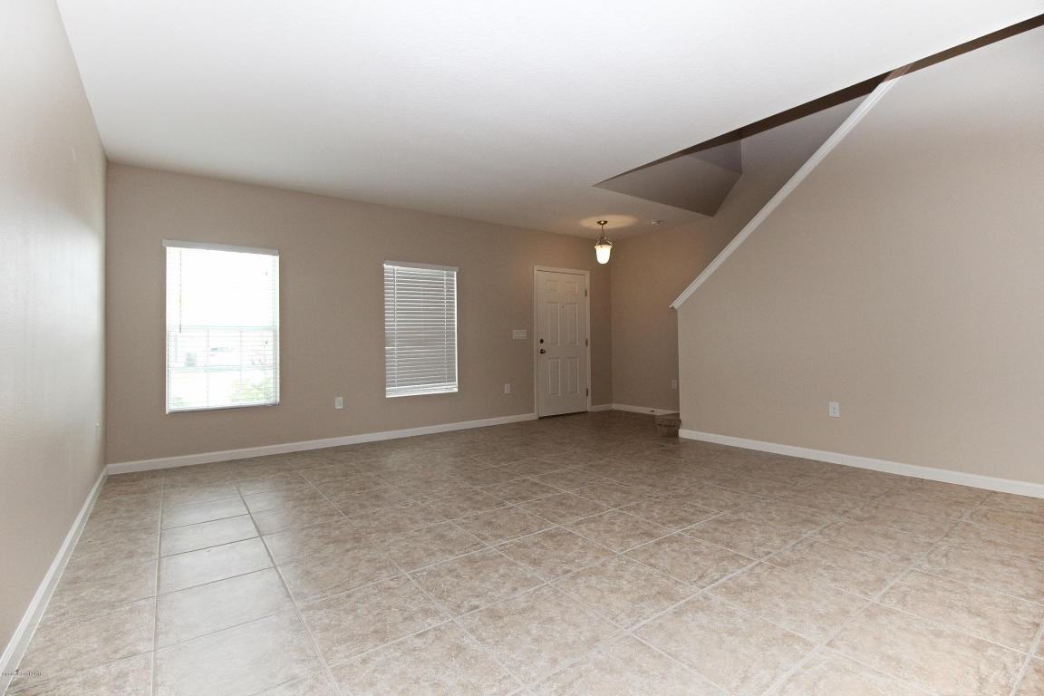 1506 Litchfield Dr - Photo 2 of 32