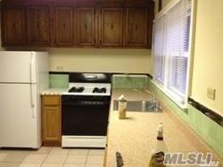 60 Troy Ave - Photo 2 of 6