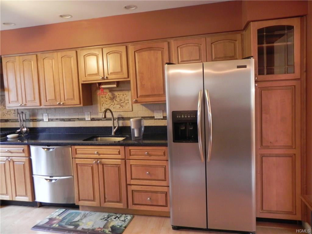 12 Blossom Rd - Photo 2 of 11