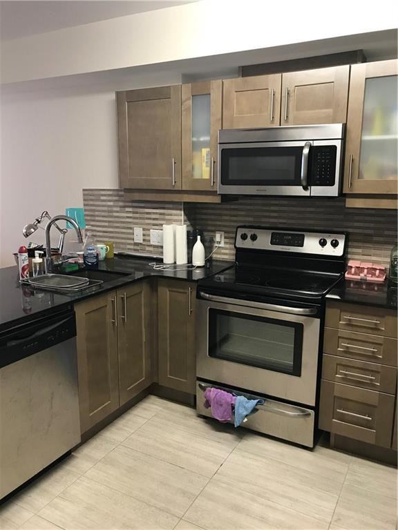 195 Besserer St - Photo 2 of 7