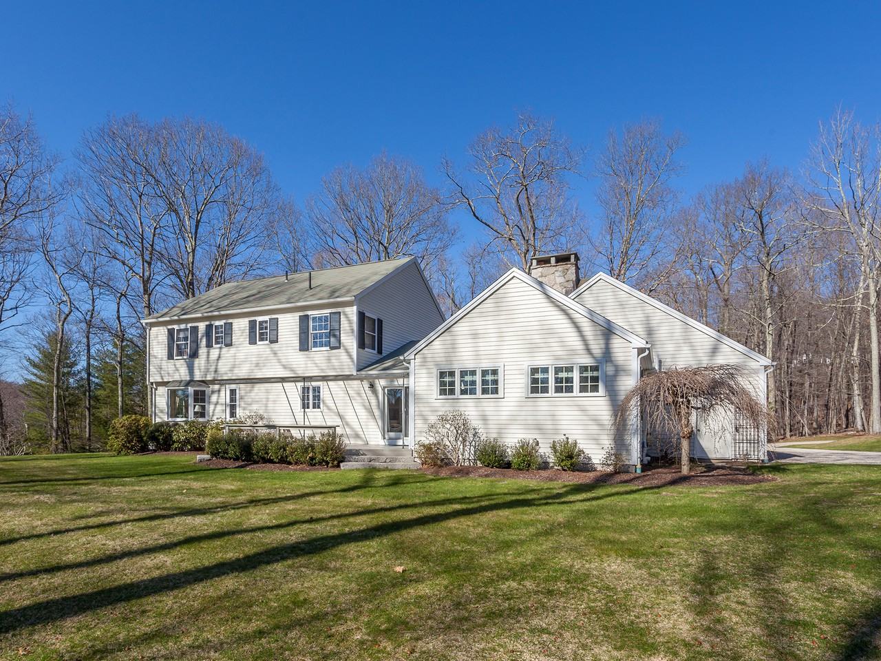 67 Smokey Hollow Rd - Photo 2 of 20