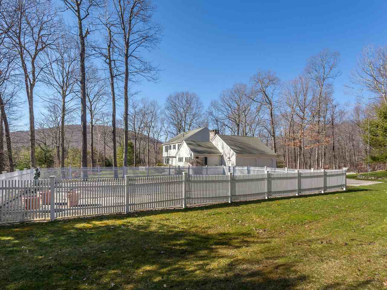 67 Smokey Hollow Rd - Photo 3 of 20