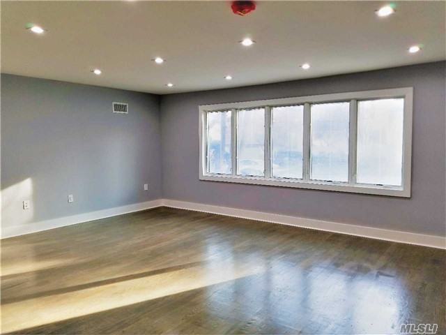 110 Meadowview Ave - Photo 2 of 17