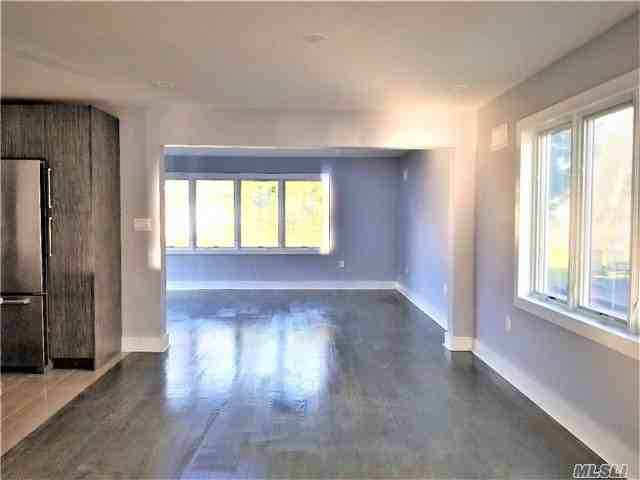 110 Meadowview Ave - Photo 3 of 17