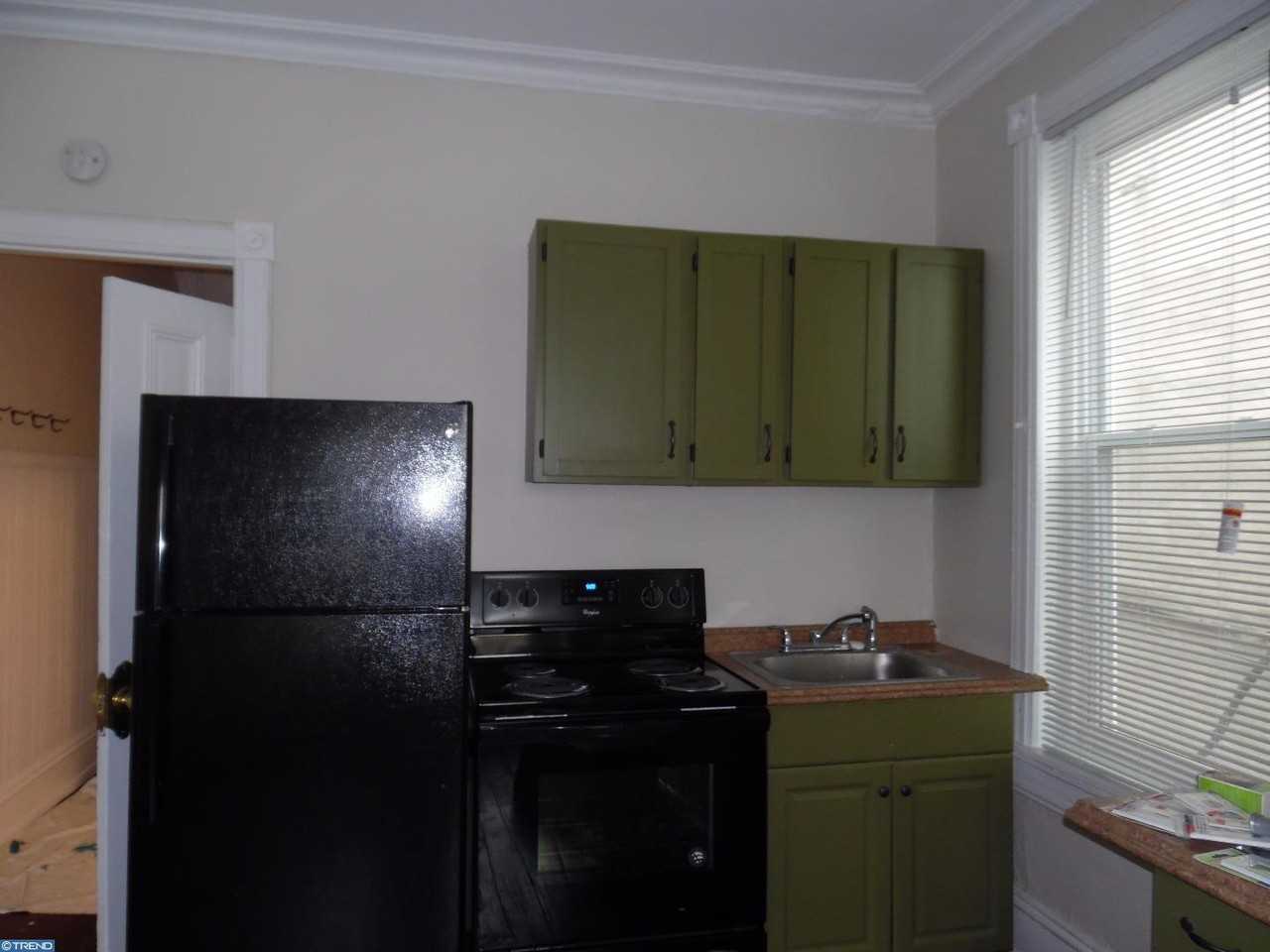 2728 W Girard Ave - Photo 2 of 9