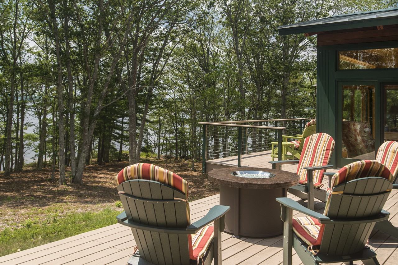 747 Center Point Rd - Photo 2 of 36