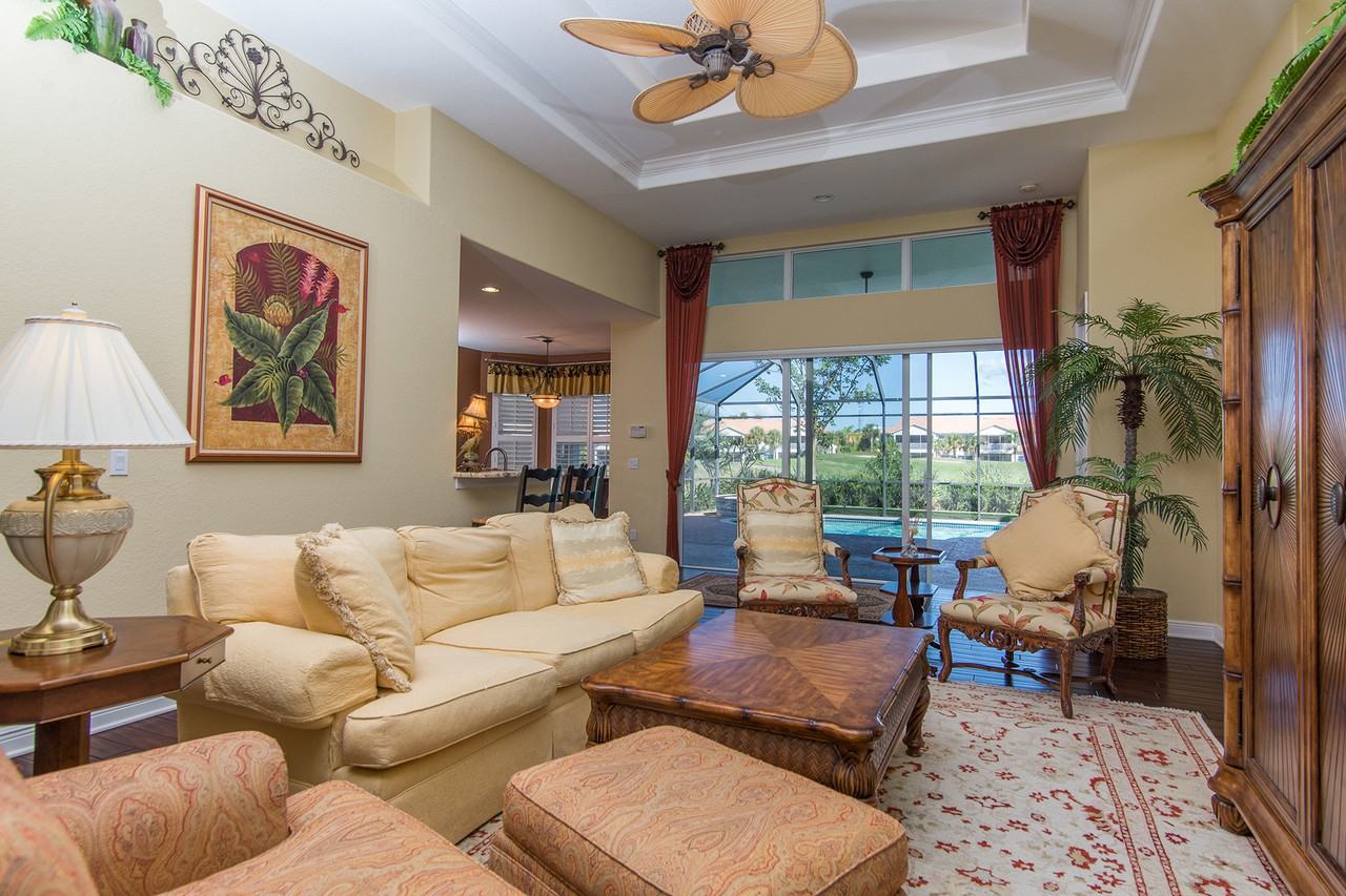 4798 Cerromar Dr - Photo 2 of 12