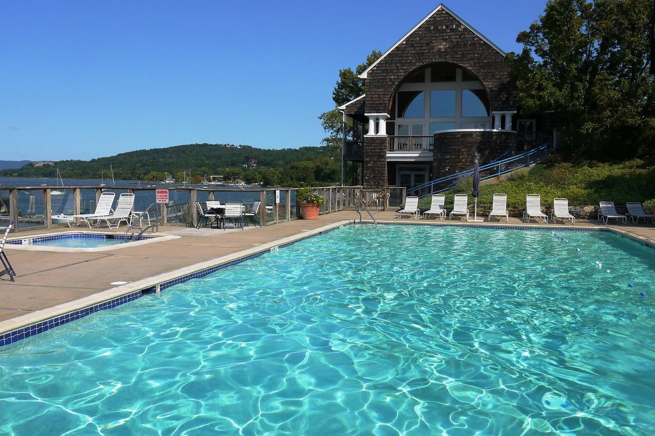 518 Half Moon Bay Dr - Photo 3 of 35