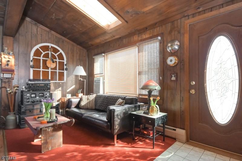 203 Union Ave - Photo 2 of 13