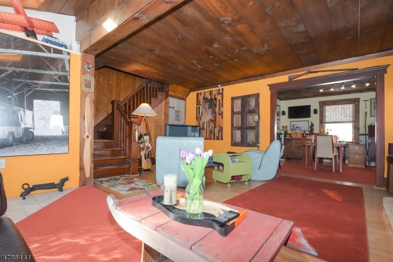 203 Union Ave - Photo 3 of 13