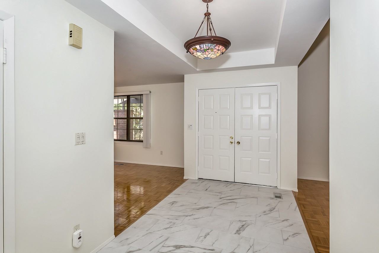 163 Dove Hill Dr - Photo 3 of 17