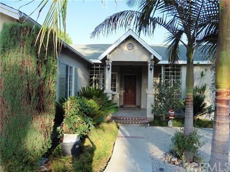 490 Eaton Dr - Photo 3 of 32