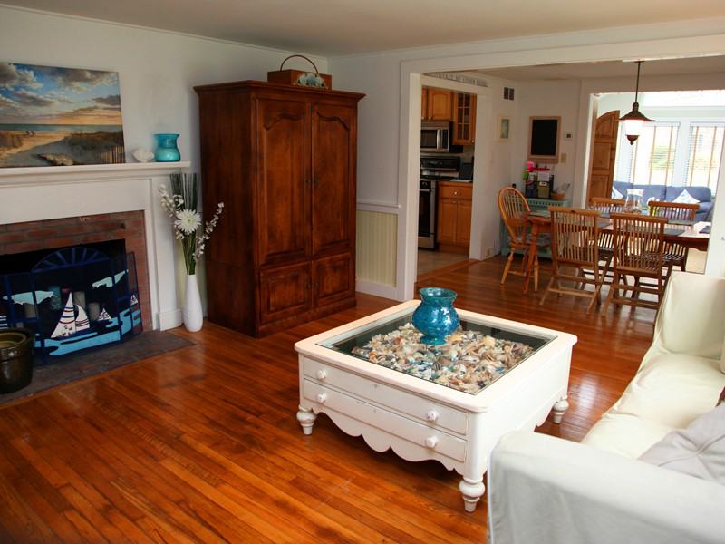 97 Sixth Ave - Photo 3 of 12