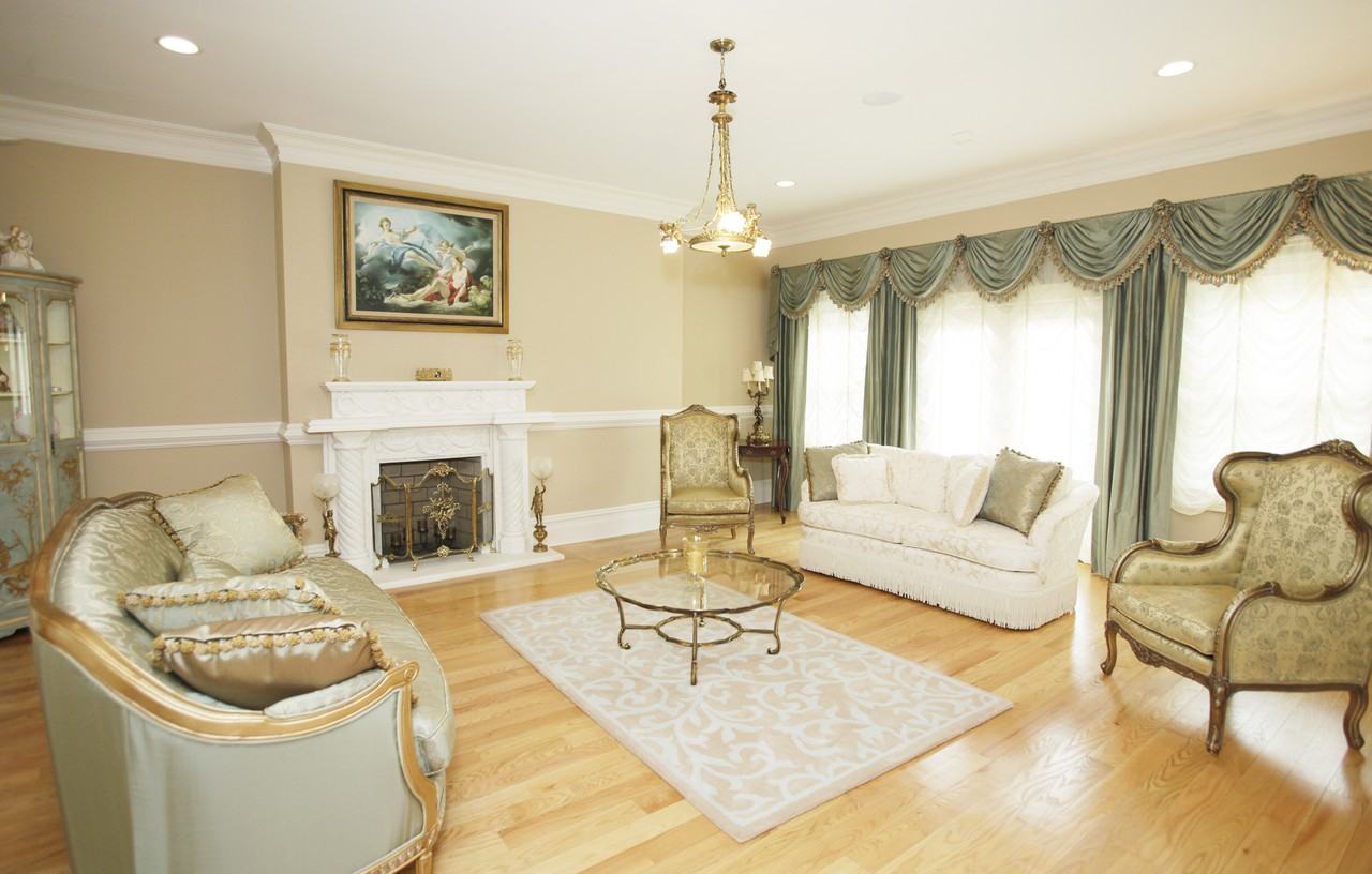 57 Kenilworth Rd - Photo 3 of 17