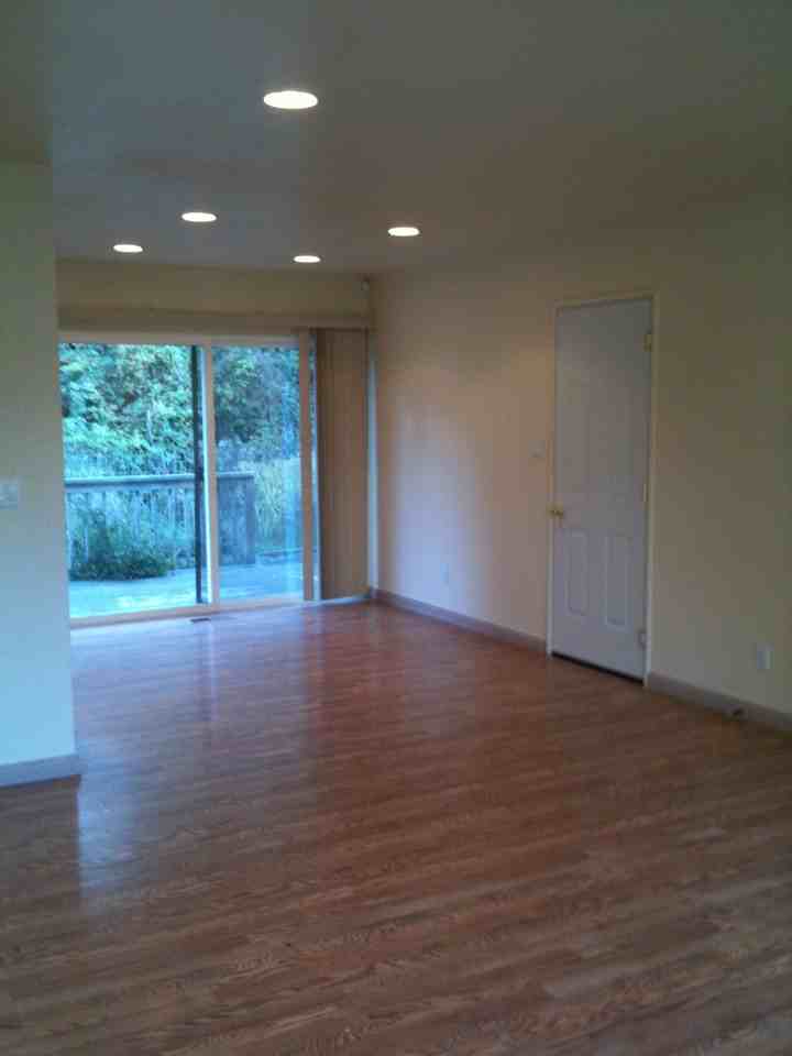 2474 Meadow Ln - Photo 3 of 19