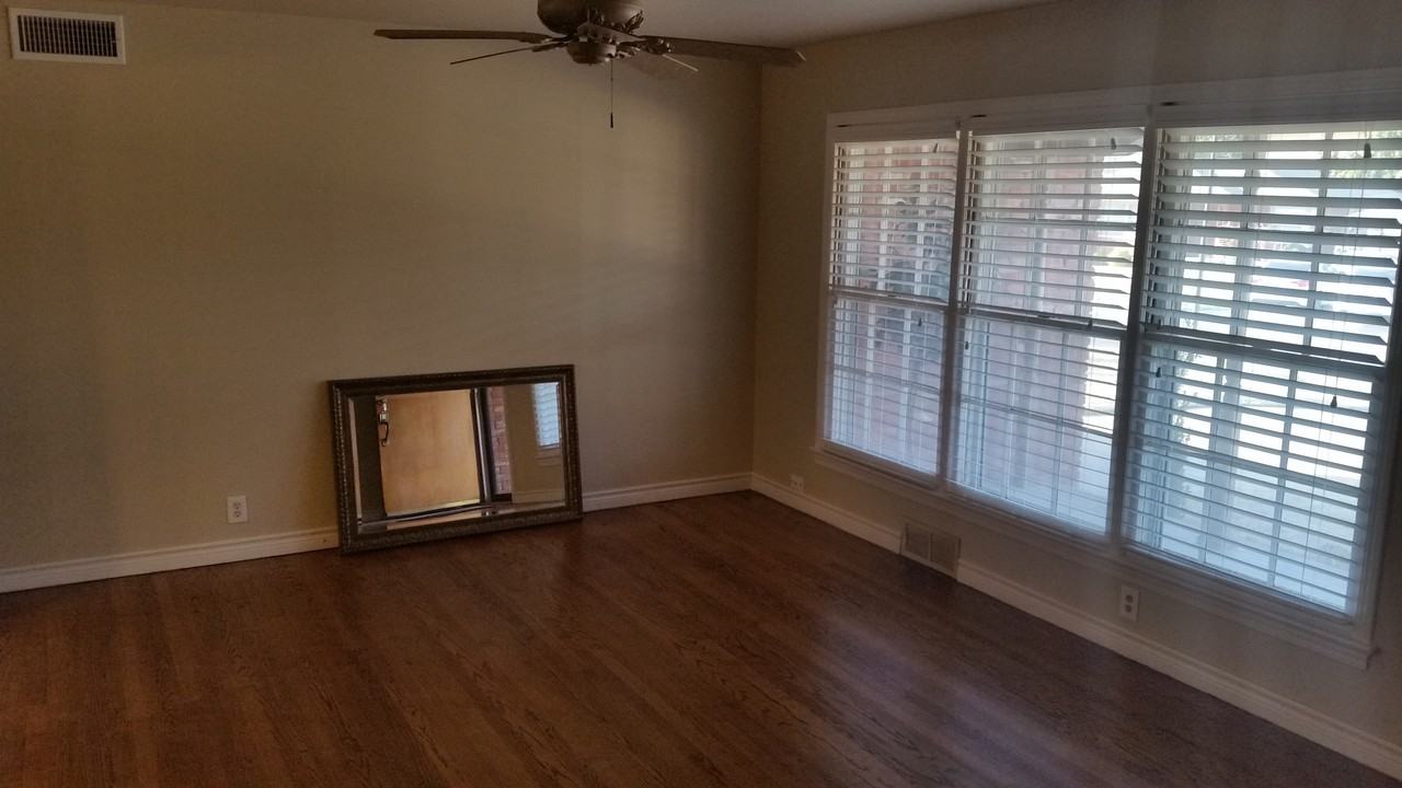 2024 Mattern Dr - Photo 3 of 43