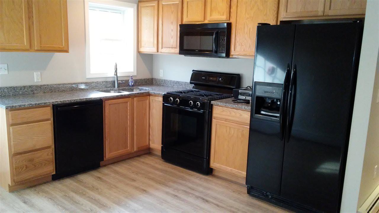 38 Hubbard Ln - Photo 2 of 12