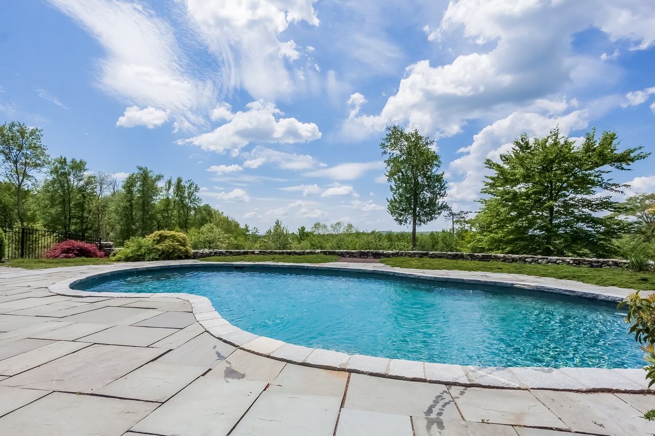 24 Ranney Hill Rd - Photo 3 of 24