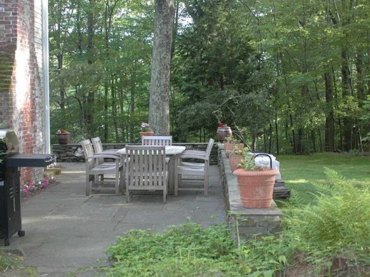 108 Wykeham Rd - Photo 3 of 21