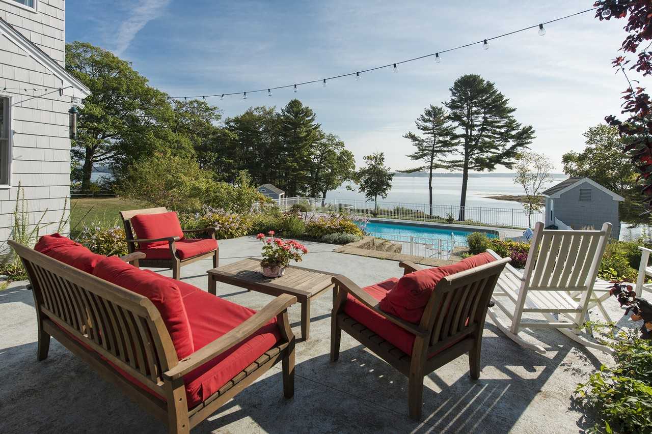 20 Longmeadow Rd - Photo 3 of 41