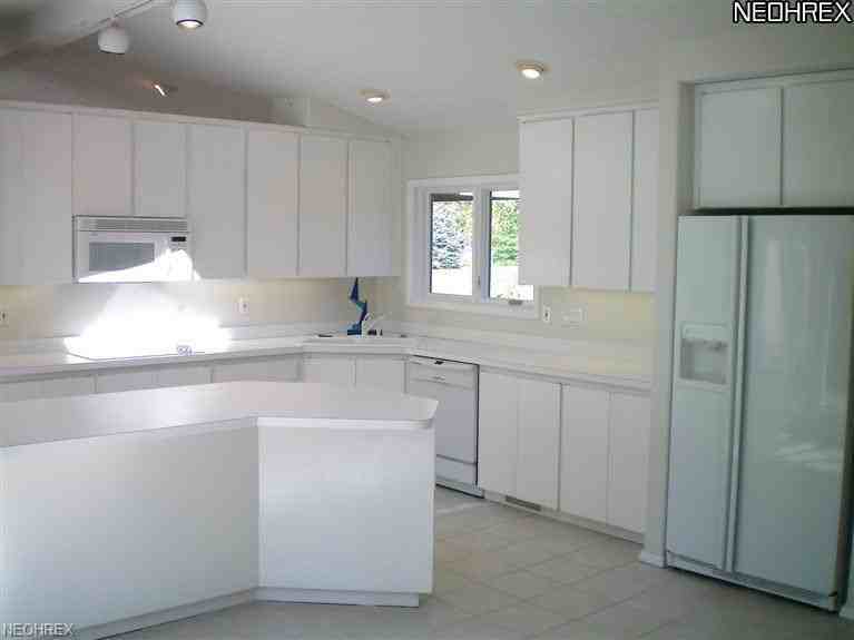 32539 Bridgestone Dr - Photo 3 of 16