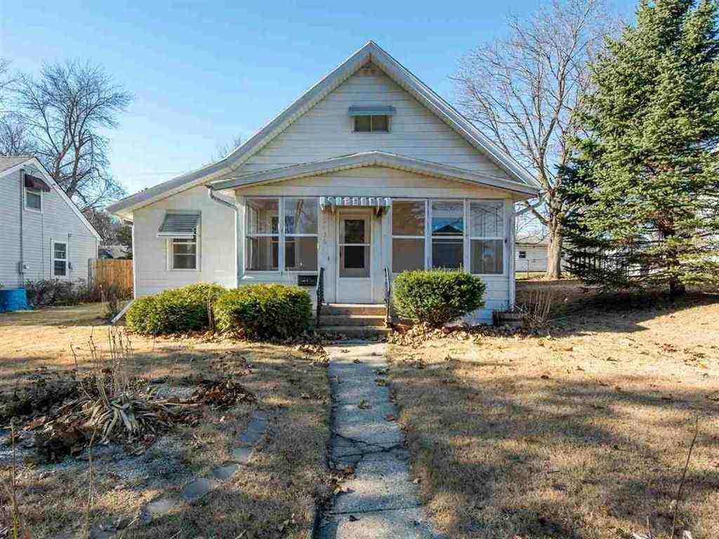 2036 Melrose St - Photo 2 of 2