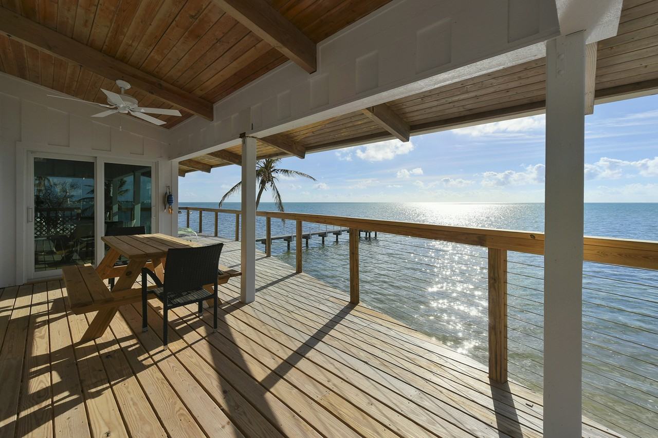 75061 Overseas Hwy - Photo 2 of 20