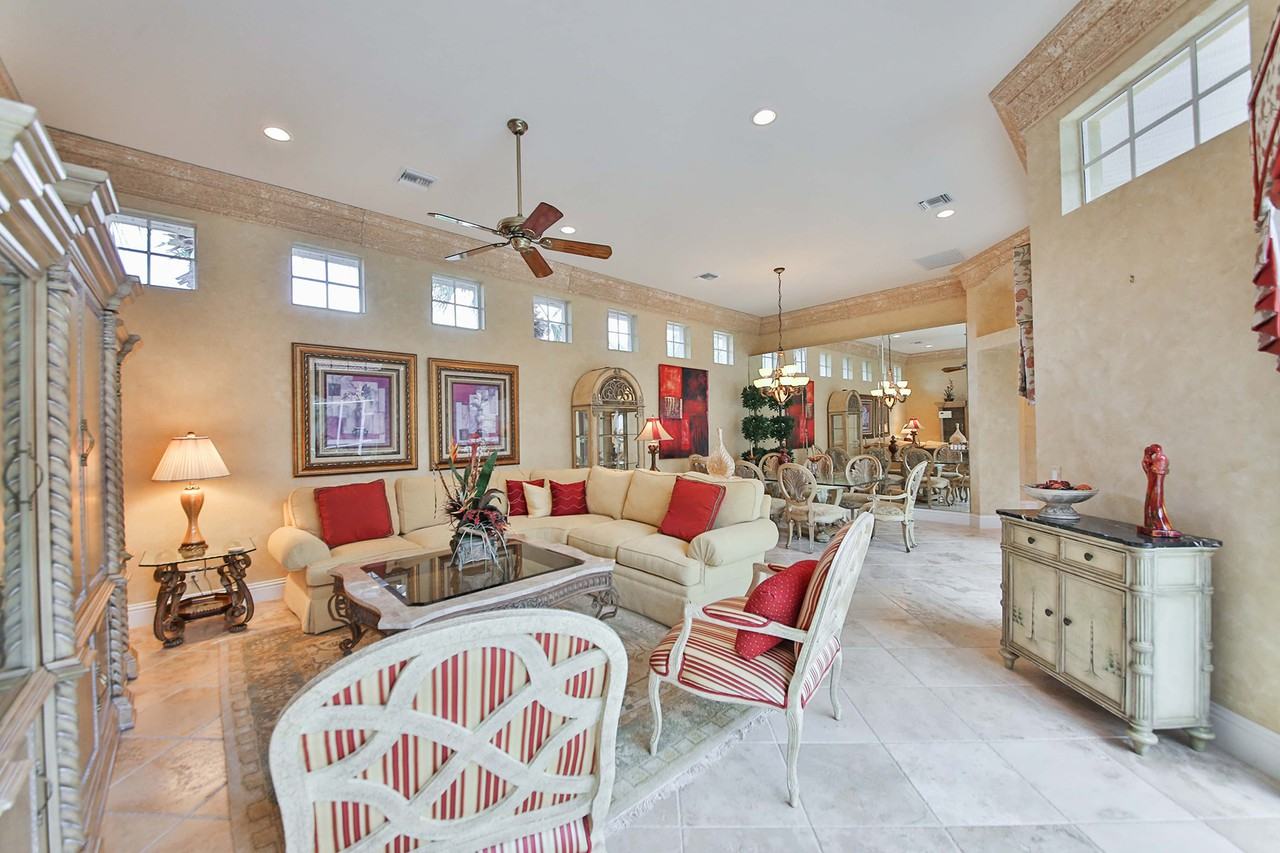 518 Eagle Creek Dr - Photo 2 of 22