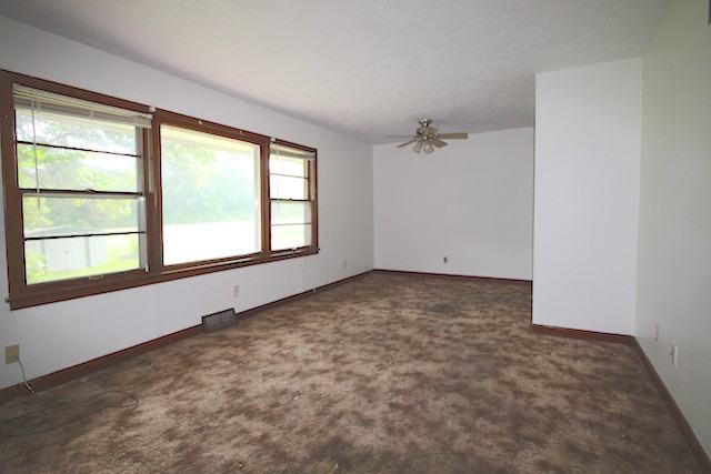 5415 West Hughes Street - Photo 3 of 11