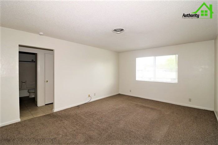 236 Boulder Creek Dr #1 - Photo 2 of 15