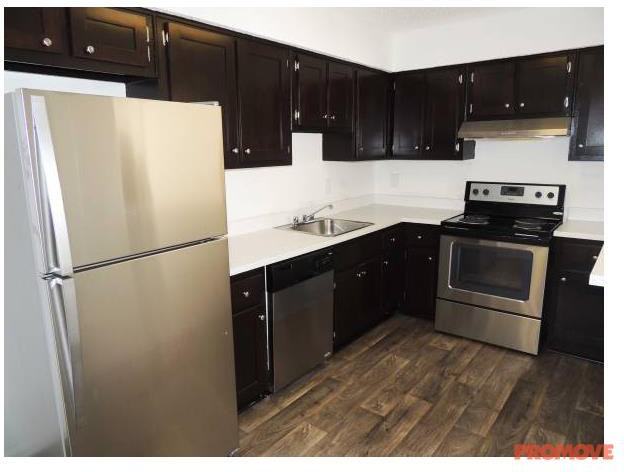 Silver Oak - Photo 3 of 10