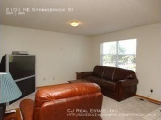 2101 NE Springbrook St - Photo 3 of 9