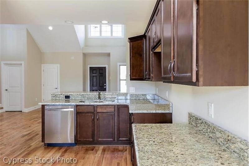 111 Cypress Cir - Photo 2 of 7