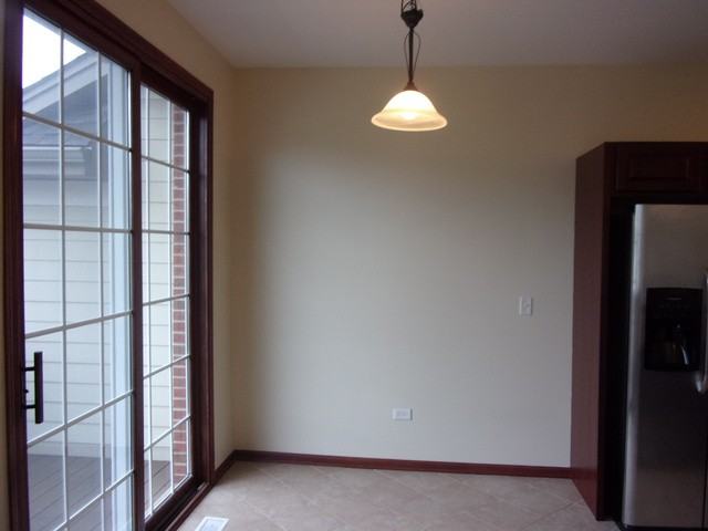 10701 Gabrielle Ln - Photo 3 of 17