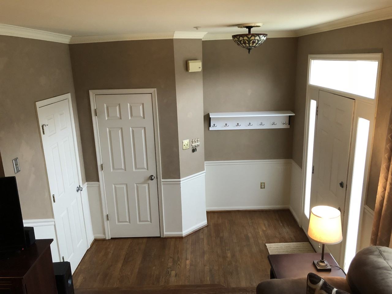 202 Heritage Ct - Photo 2 of 26