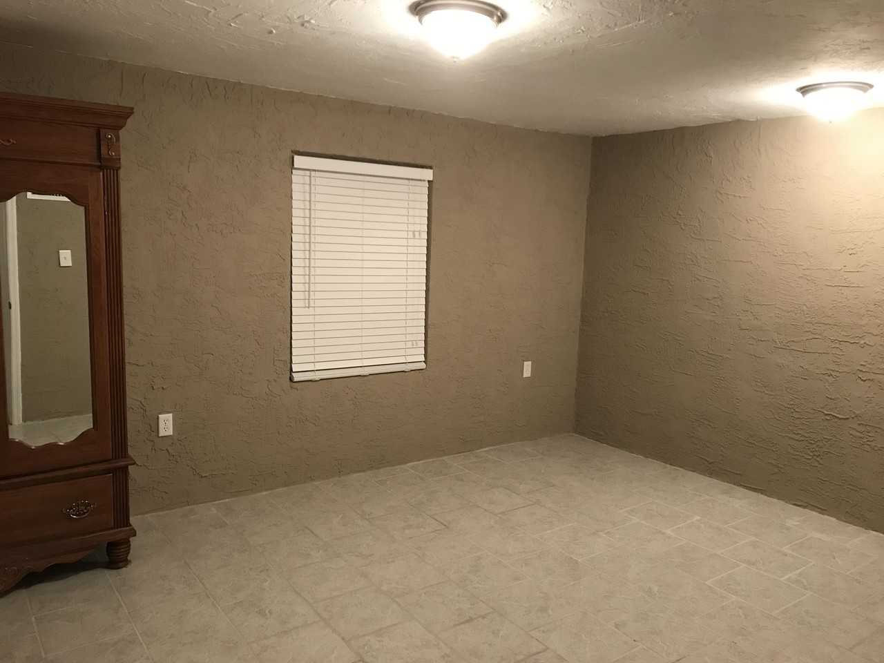 1905 16th St N - Photo 2 of 15